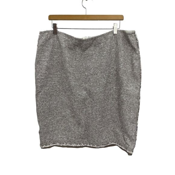 Lafayette 148 New York Dresses & Skirts - Lafayette 148 Skirt Tweed Fringe Trim Hem Beige Cream Size 18